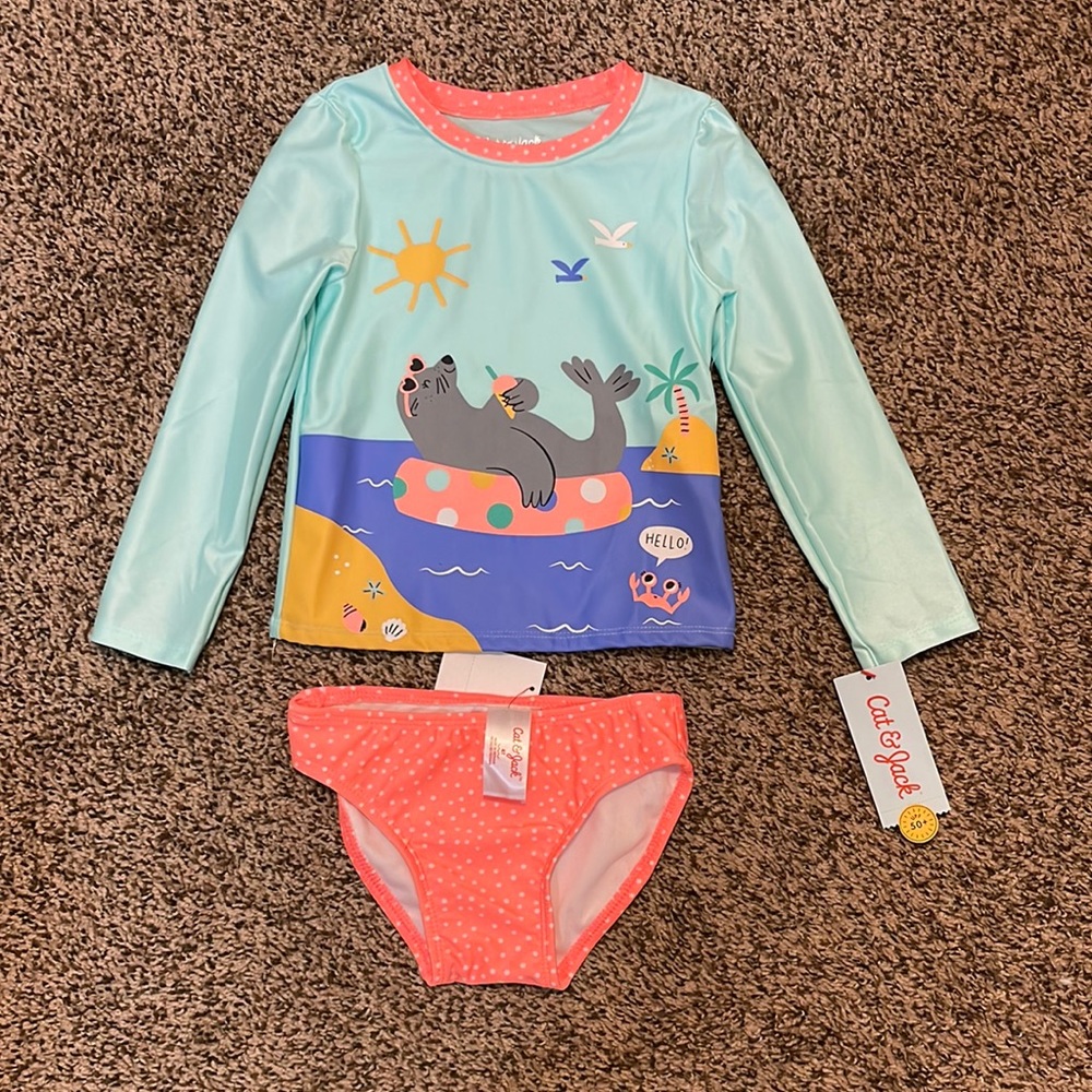 Cat & Jack Girls 2 Piece Swimsuit